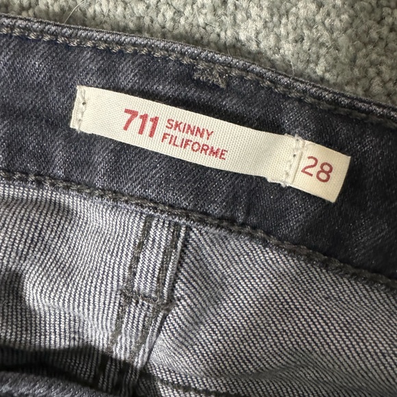 Levi’s 711 Denim - Picture 3 of 3